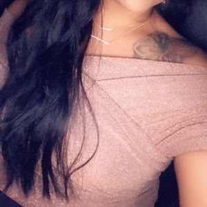 Gold bodysuit shirt perfect for the holidays. Or dinner night.